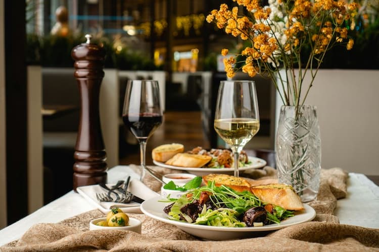 View Best Romantic Restaurants in Palm Beach, Florida